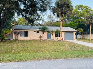 1035 Nevada Drive NE, Palm Bay, FL 32907