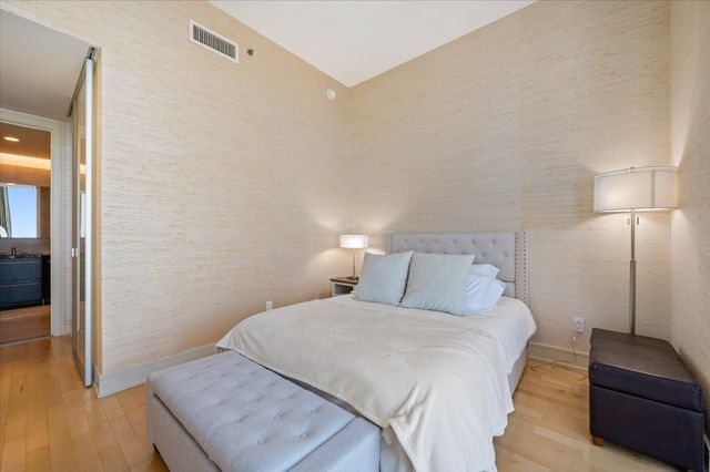 401 N Wabash Avenue 71C, Chicago, IL 60611