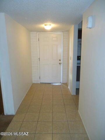 7441 E 39th Street, Tucson, AZ 85730