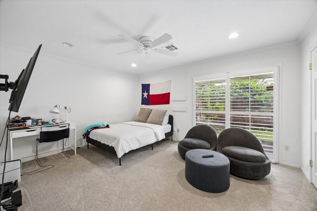 319 Tynebridge Lane, Houston, TX 77024
