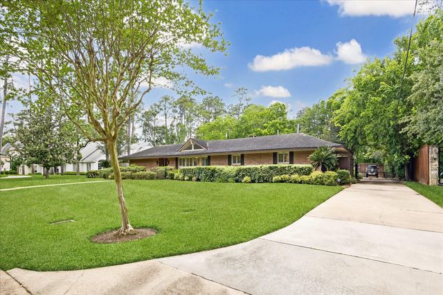 319 Tynebridge Lane, Houston, TX 77024