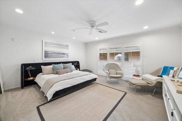 319 Tynebridge Lane, Houston, TX 77024