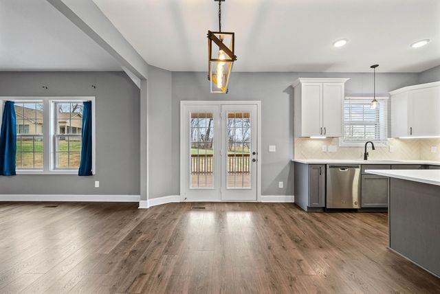 1395 Holden Drive, Clarksville, TN 37042