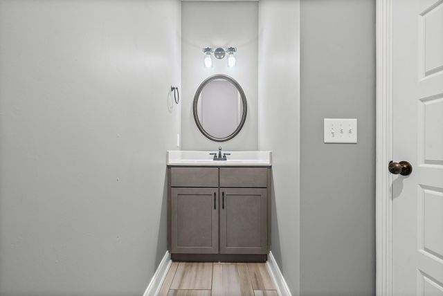 1395 Holden Drive, Clarksville, TN 37042