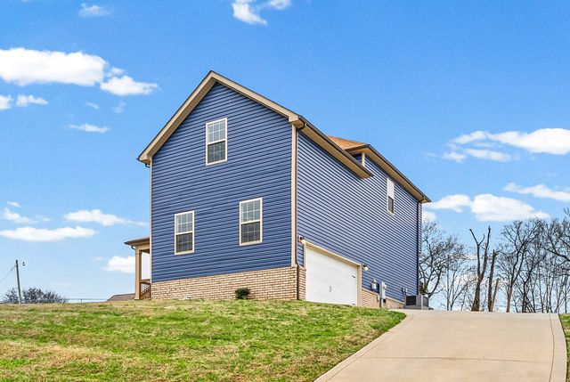 1395 Holden Drive, Clarksville, TN 37042