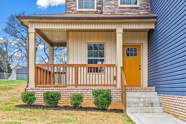 1395 Holden Drive, Clarksville, TN 37042