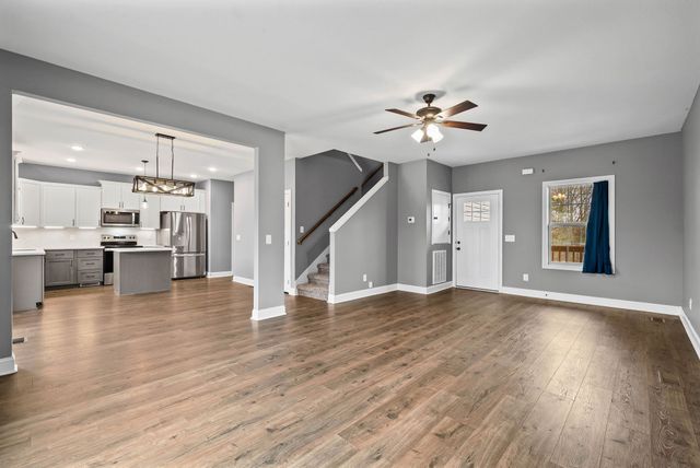 1395 Holden Drive, Clarksville, TN 37042