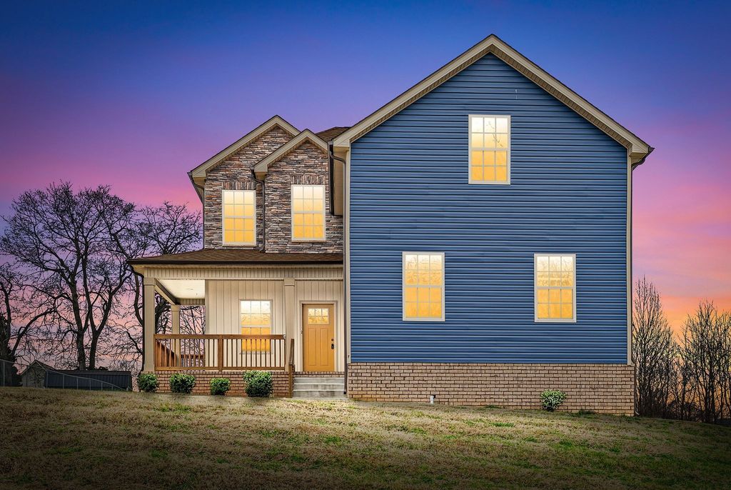 1395 Holden Drive, Clarksville, TN 37042