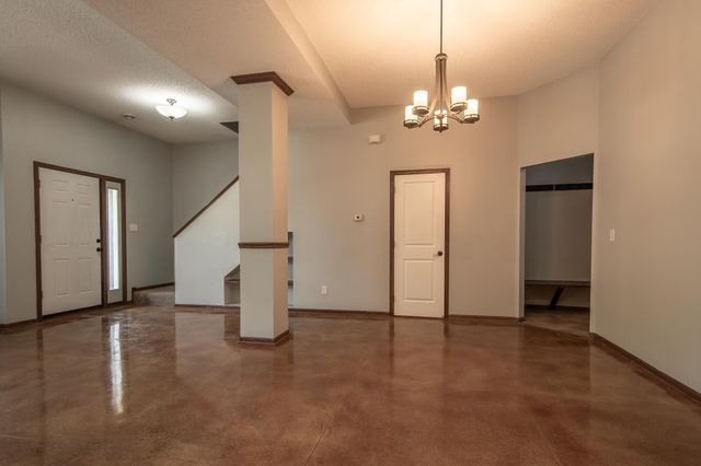 3921 36th Avenue N, Robbinsdale, MN 55422