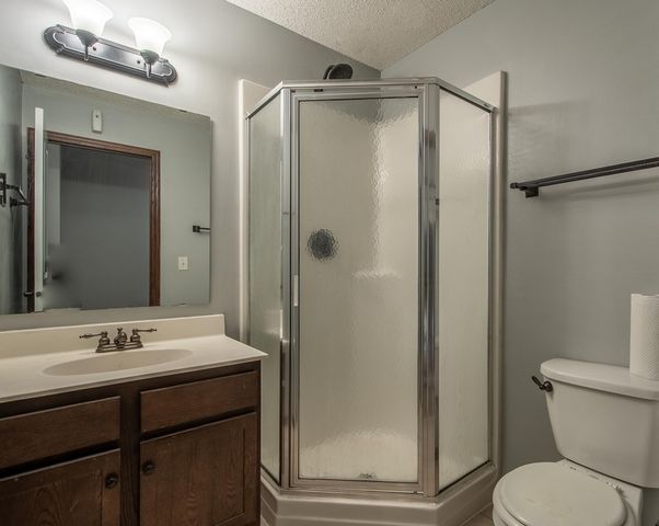 3921 36th Avenue N, Robbinsdale, MN 55422