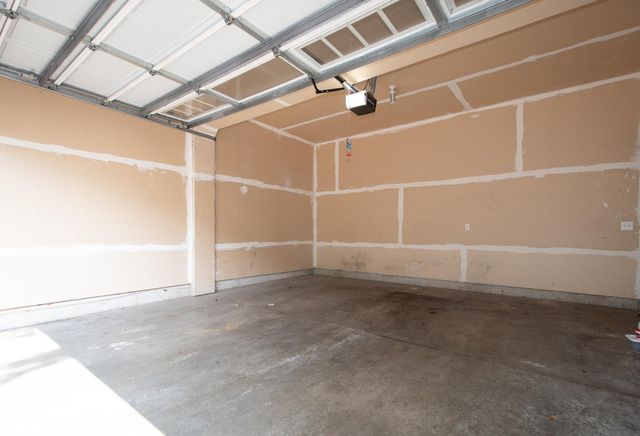 3921 36th Avenue N, Robbinsdale, MN 55422