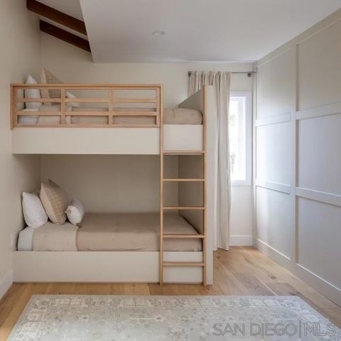 4301 Hawk St, San Diego, CA 92103