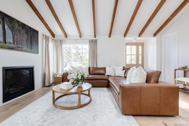 4301 Hawk St, San Diego, CA 92103
