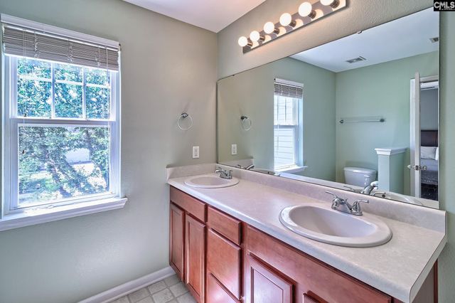 321 Drooping Leaf Road, Lexington, SC 29072