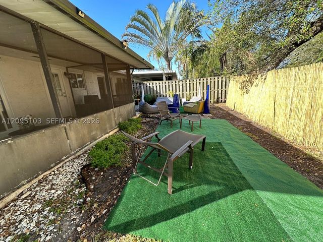 4920 SW 27th Ave 1, Dania Beach, FL 33312