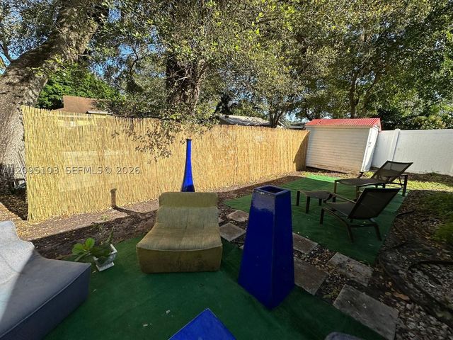 4920 SW 27th Ave 1, Dania Beach, FL 33312