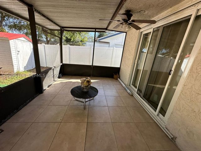 4920 SW 27th Ave 1, Dania Beach, FL 33312