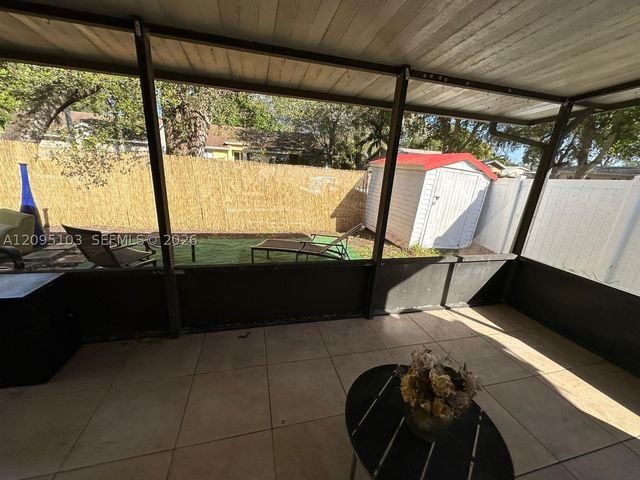 4920 SW 27th Ave 1, Dania Beach, FL 33312