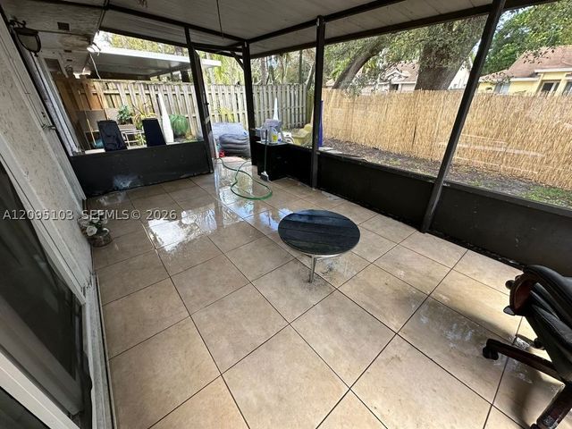 4920 SW 27th Ave 1, Dania Beach, FL 33312