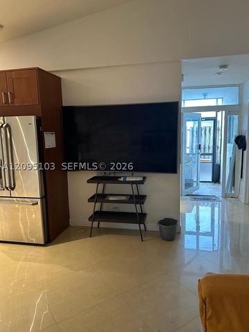 4920 SW 27th Ave 1, Dania Beach, FL 33312