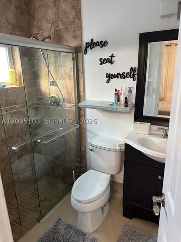 4920 SW 27th Ave 1, Dania Beach, FL 33312