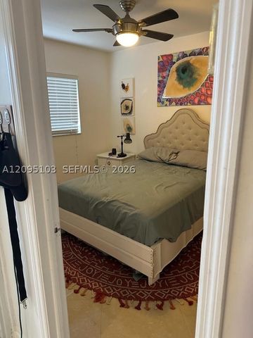 4920 SW 27th Ave 1, Dania Beach, FL 33312