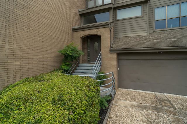 18305 Sandy Cove, Houston, TX 77058