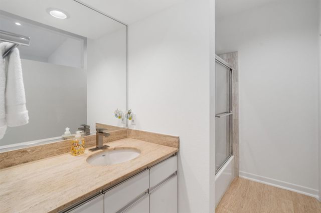 18305 Sandy Cove, Houston, TX 77058