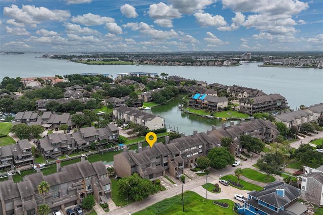 18305 Sandy Cove, Houston, TX 77058