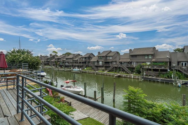 18305 Sandy Cove, Houston, TX 77058