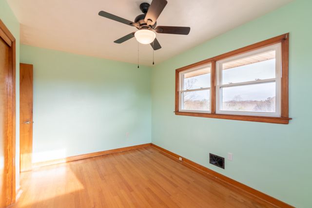 1079 Mountain Valley RD, Vinton, VA 24179