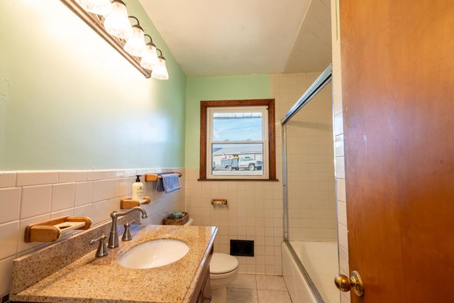 1079 Mountain Valley RD, Vinton, VA 24179