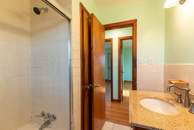 1079 Mountain Valley RD, Vinton, VA 24179