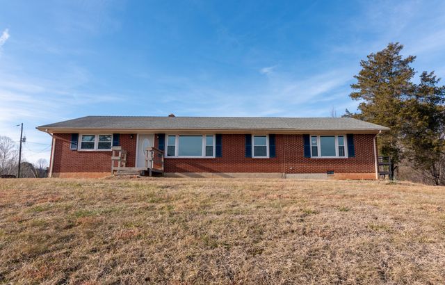1079 Mountain Valley RD, Vinton, VA 24179
