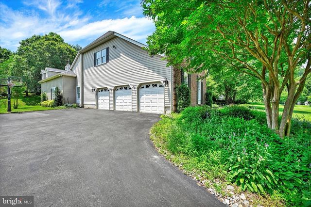 2003 BELFAIR LN, Reisterstown, MD 21136