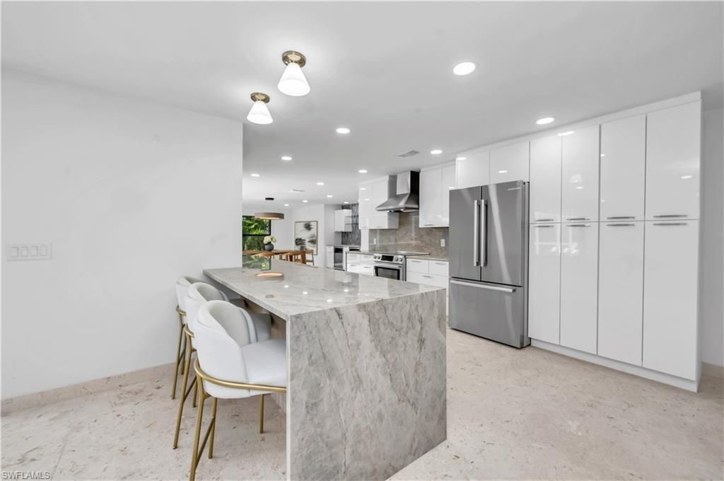 3777 Fountainhead LN, NAPLES, FL 34103 — photo 2