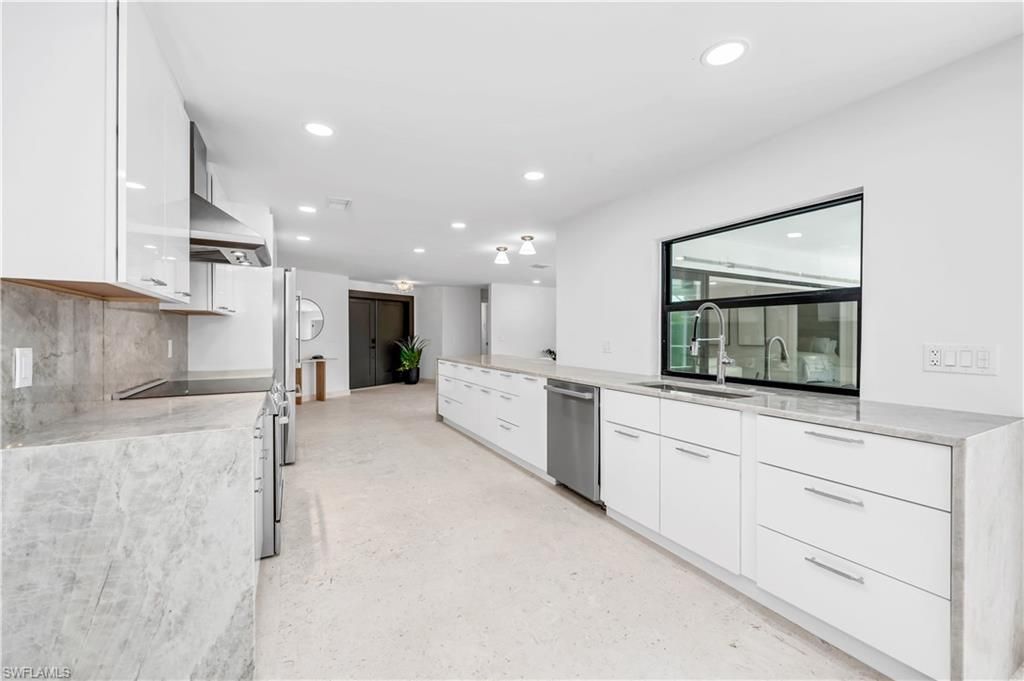 3777 Fountainhead LN, NAPLES, FL 34103 — photo 3