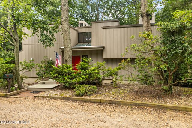 35 Sea View Terrace, Highlands, NJ 07732