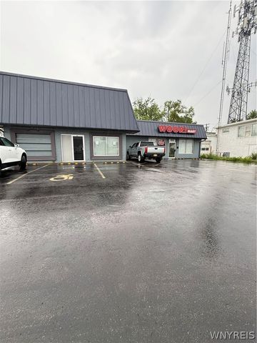 838 Niagara Falls Blvd Boulevard, Tonawanda, NY 14223