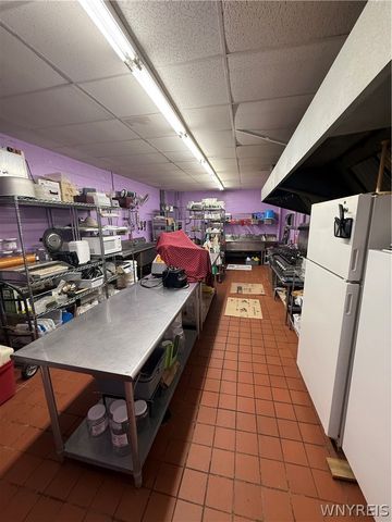 838 Niagara Falls Blvd Boulevard, Tonawanda, NY 14223