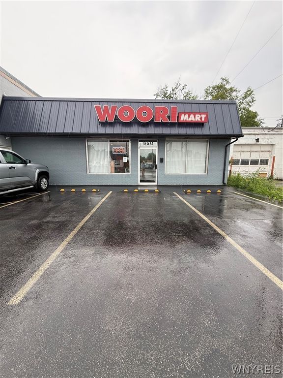 838 Niagara Falls Blvd Boulevard, Tonawanda, NY 14223