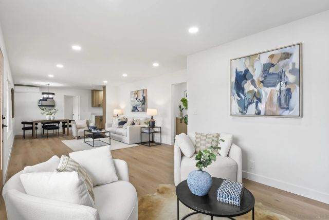5041 CANOSA, San Diego, CA 92117