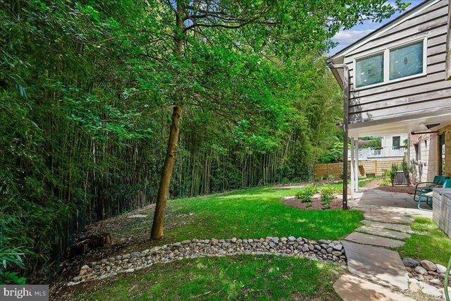 10700 KESWICK ST, Garrett Park, MD 20896