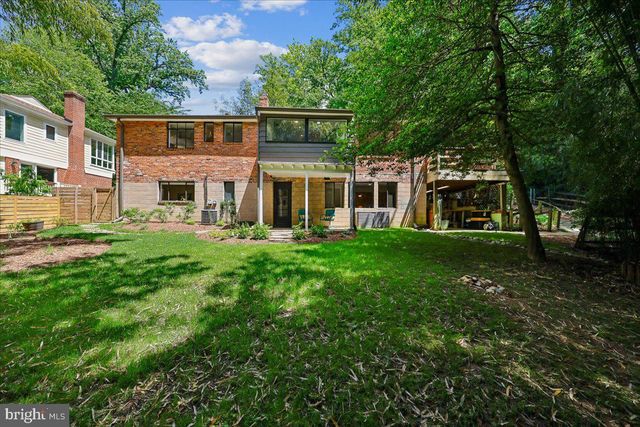 10700 KESWICK ST, Garrett Park, MD 20896