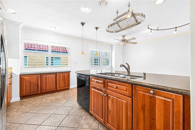 1024 Palo Verde Avenue, Long Beach, CA 90815