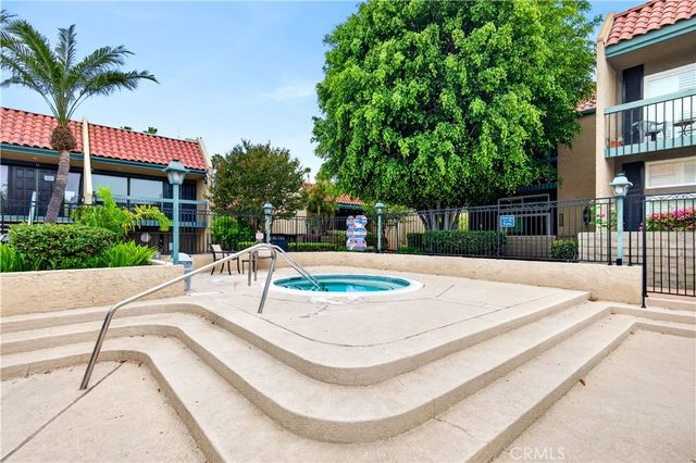 1024 Palo Verde Avenue, Long Beach, CA 90815