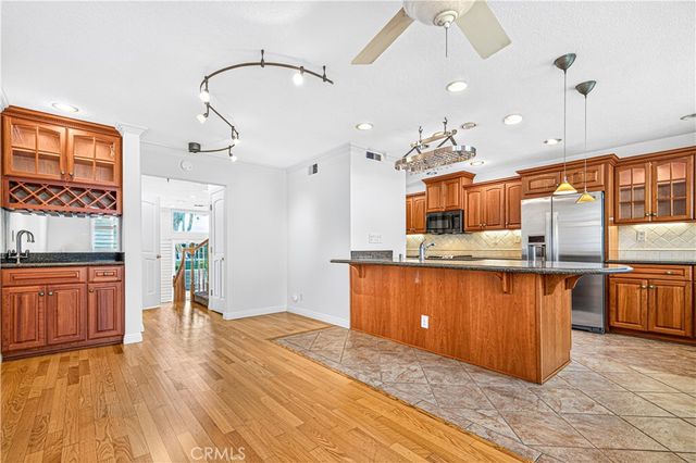 1024 Palo Verde Avenue, Long Beach, CA 90815