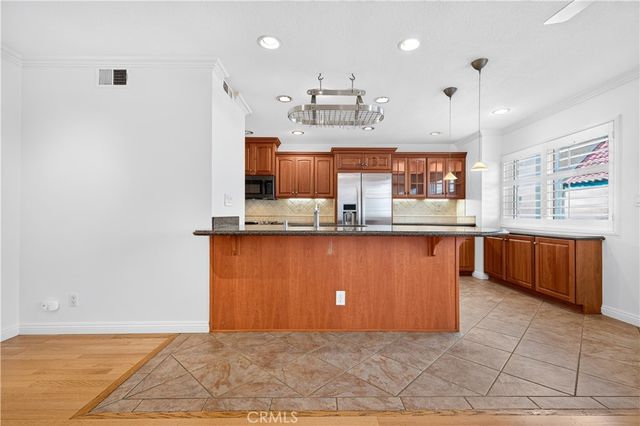 1024 Palo Verde Avenue, Long Beach, CA 90815