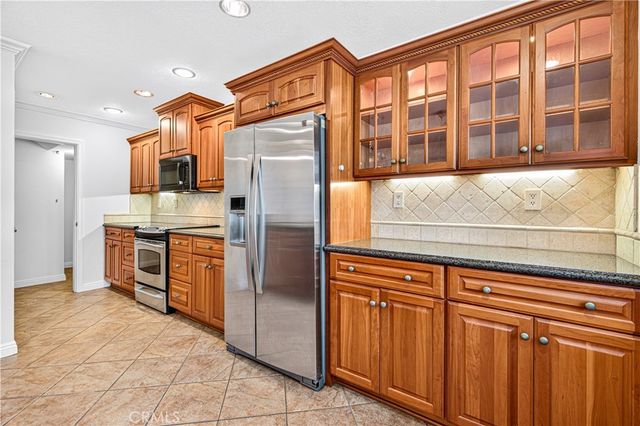 1024 Palo Verde Avenue, Long Beach, CA 90815