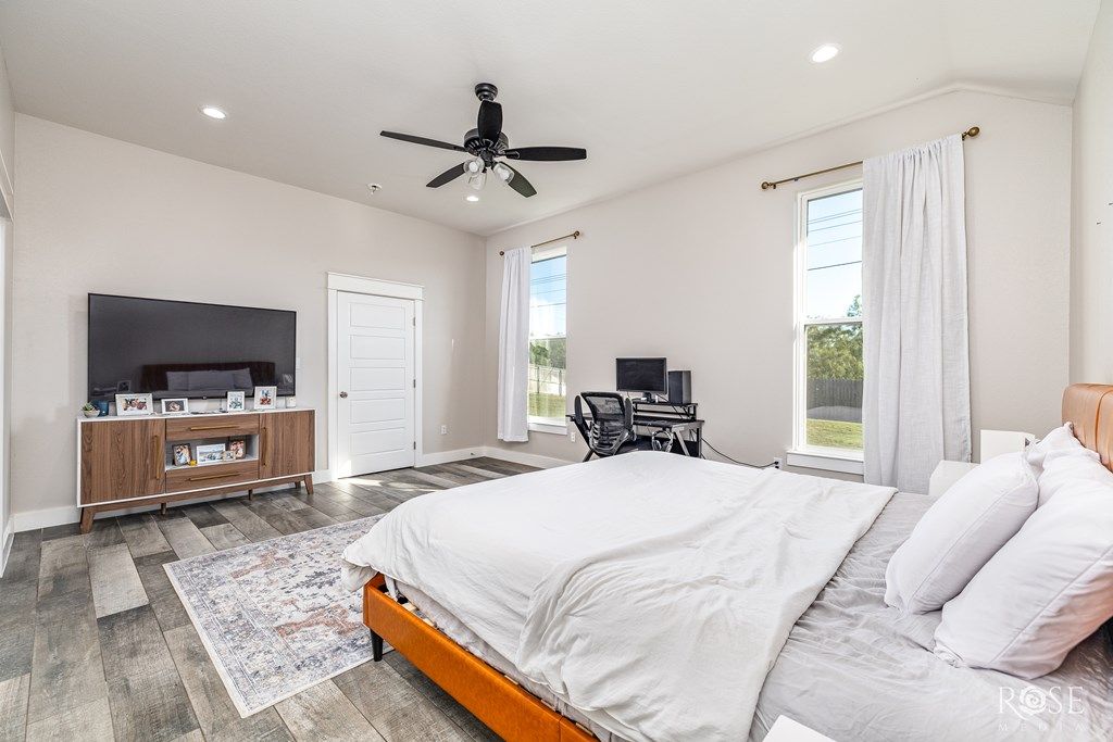 Image 6 of property listing at 3705 Dominion Ridge, San Angelo, TX 76904